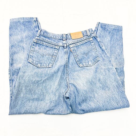 Levi's Vintage Wash Mom Style Denim Jeans Medium Wash Zip Fly Size 10 - Picture 5 of 8
